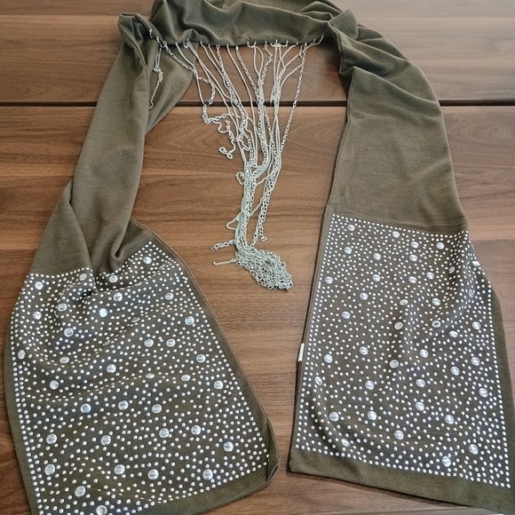 Accessories - Elegant Olive Green Scarf with Silver Accents